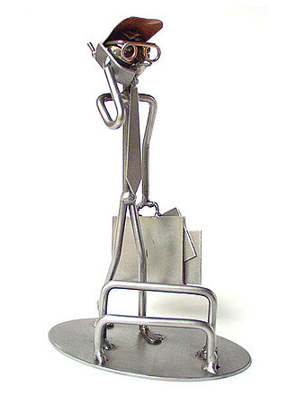 Metallmann mit Handy als Visitenkartenhalter - Wired Line  
