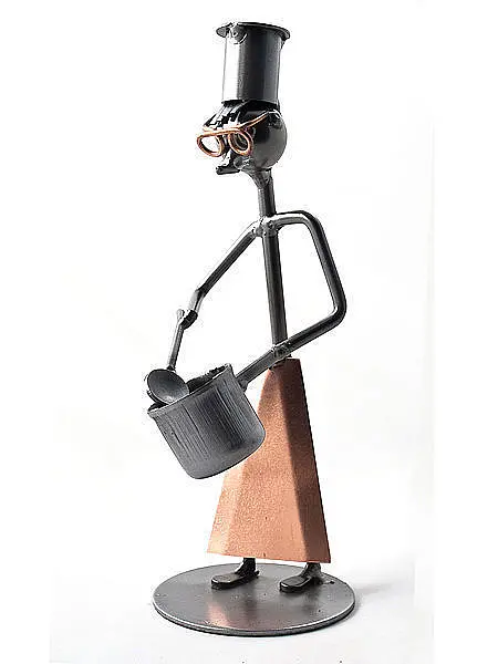 Schraubenmännchen Koch – Wired Line