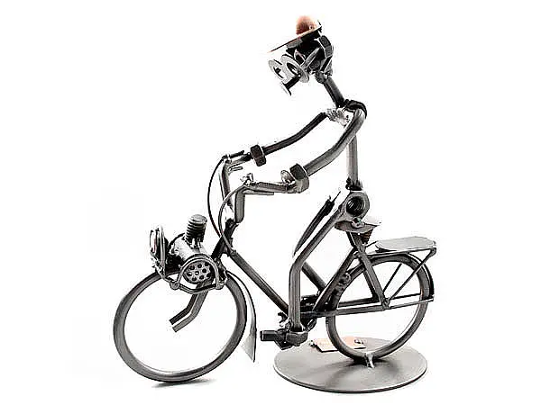 Schraubenfigur E-Bike Fahrer