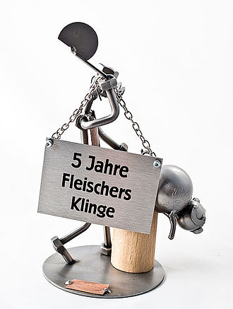 Schraubenmännchen Metzger mit Schild Schraubenmännchen Metzger mit Schild