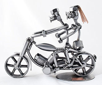 Schraubenmännchen Paar auf Motorrad Schraubenmännchen Paar auf Motorrad