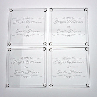 4er Set Untersetzer mit Namen aus Acryl 10 x 10cm 4er Set Untersetzer mit Namen aus Acryl 10 x 10cm
