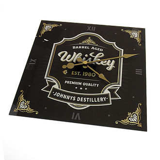 Whiskey Uhr mit Namen 30x30cm anthrazit Whiskey Uhr mit Namen 30x30cm anthrazit