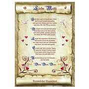 Geschenk für die liebe Mutti Schenken Sie das schöne Kunstbild mit eigenem Wunschtext Ihrer Mutti. Es handelt sich um eine Urkunde mit dem Spruch: "Fast alles was ich brauch zum Leben, ... Urkunde für die liebe Mutti mit personalisiertem Wunschtext
