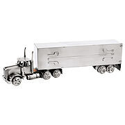 LKW aus Metall von Hinz und Kunst Schenken Sie dieses sehr schöne Modellfahrzeug. Der LKW hat eine Länge von 47 cm und besteht aus Metall. Das Fahrzeug ist aus der Serie der Schraubenmännchen- ... Truckmodell - Lastkraftwagen mit grossem Auflieger