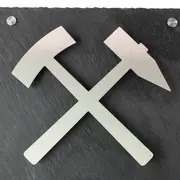 Geschenk für Bergleute - Edelstahl auf Schiefer – mit Schlägel und Eisen 
