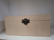 Holzkiste mit Klappdeckel 