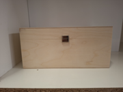 Holzkiste mit Klappdeckel 